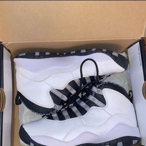 Air Jordan Retro 10 Steel (SIZE 3.5Y IN KIDS) (PREOWNED)